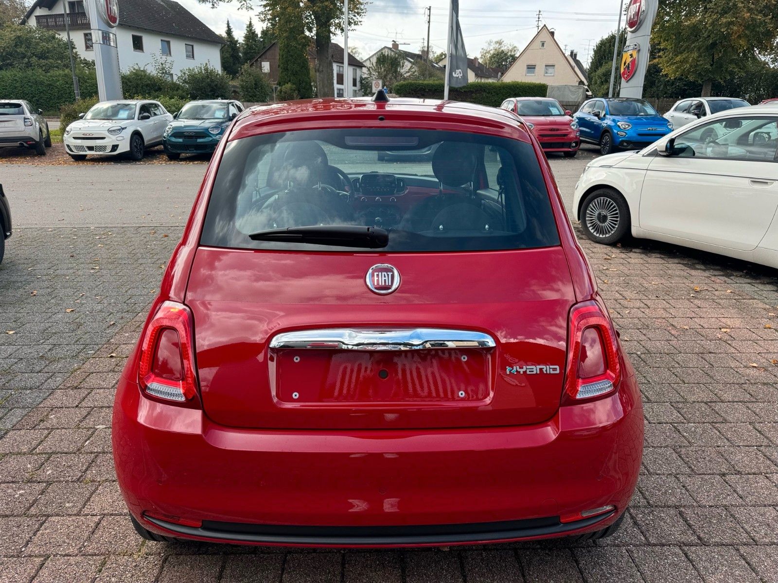 Fahrzeugabbildung Fiat 500 HATCHBACK MY23 1.0 GSE PDC CARPLAY TEMPOMAT