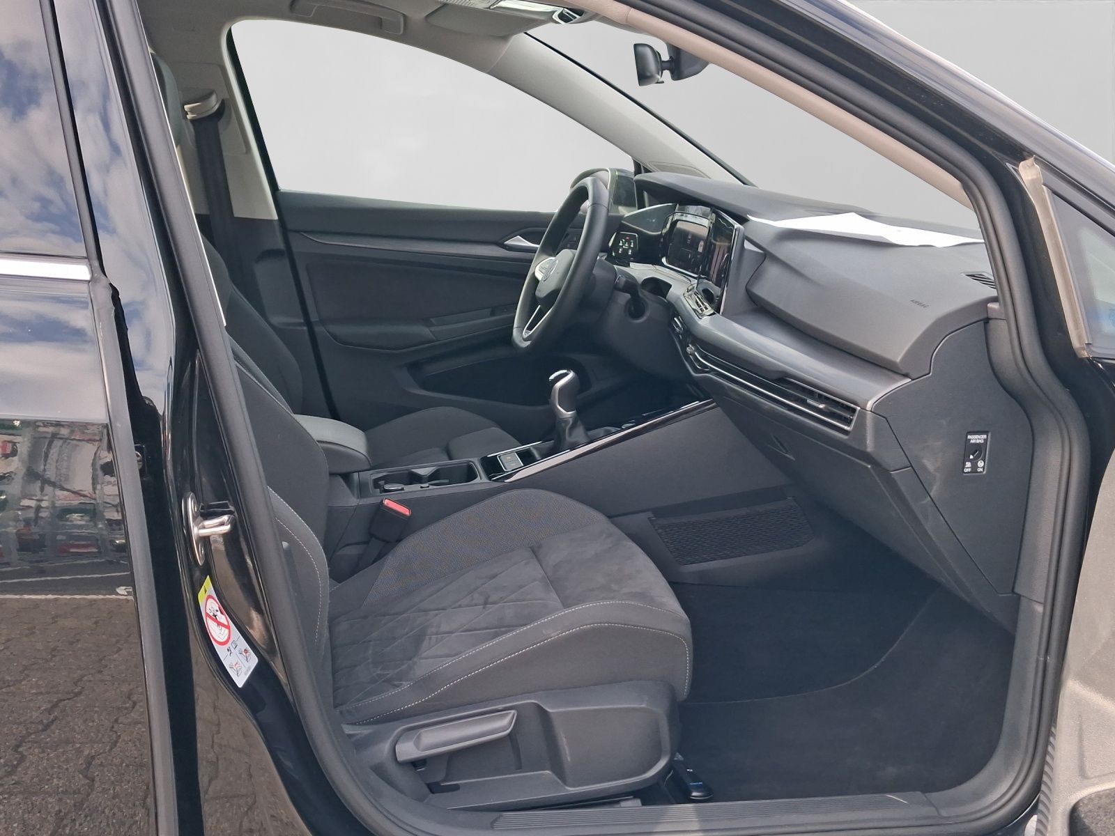 Volkswagen Golf 1.5 TSI STYLE LM18 KAMERA PRIVACY NAVI foto 4