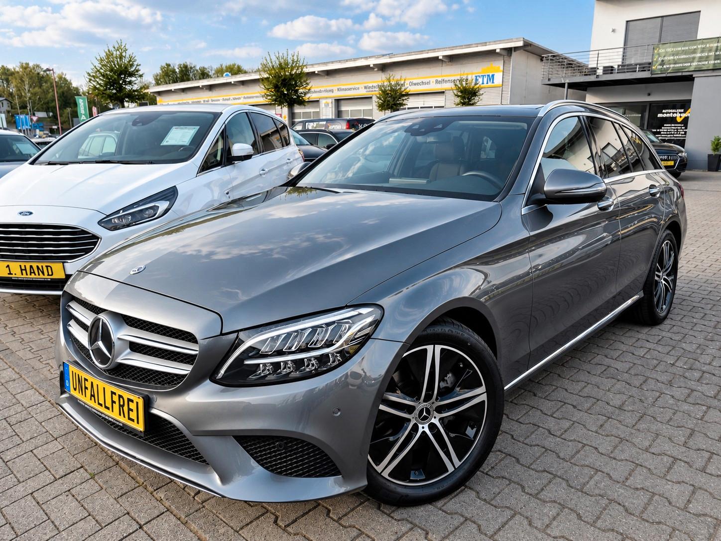 Mercedes-Benz C220d T-Modell Avantgarde *1.HAND *PANO *AHK