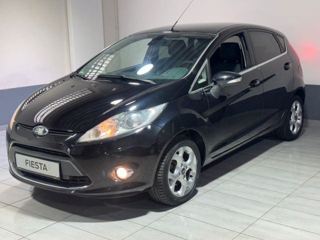 Ford Fiesta Titanium 2 X Einparkhilfe