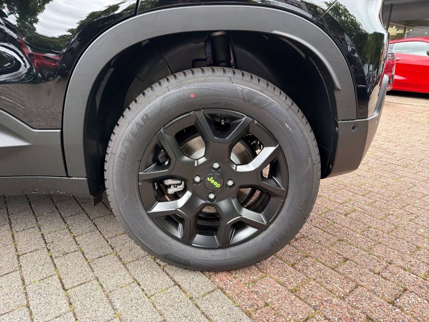 Fahrzeugabbildung Jeep Avenger Overland Mild-Hybrid 4xe-Leder-Panoramad