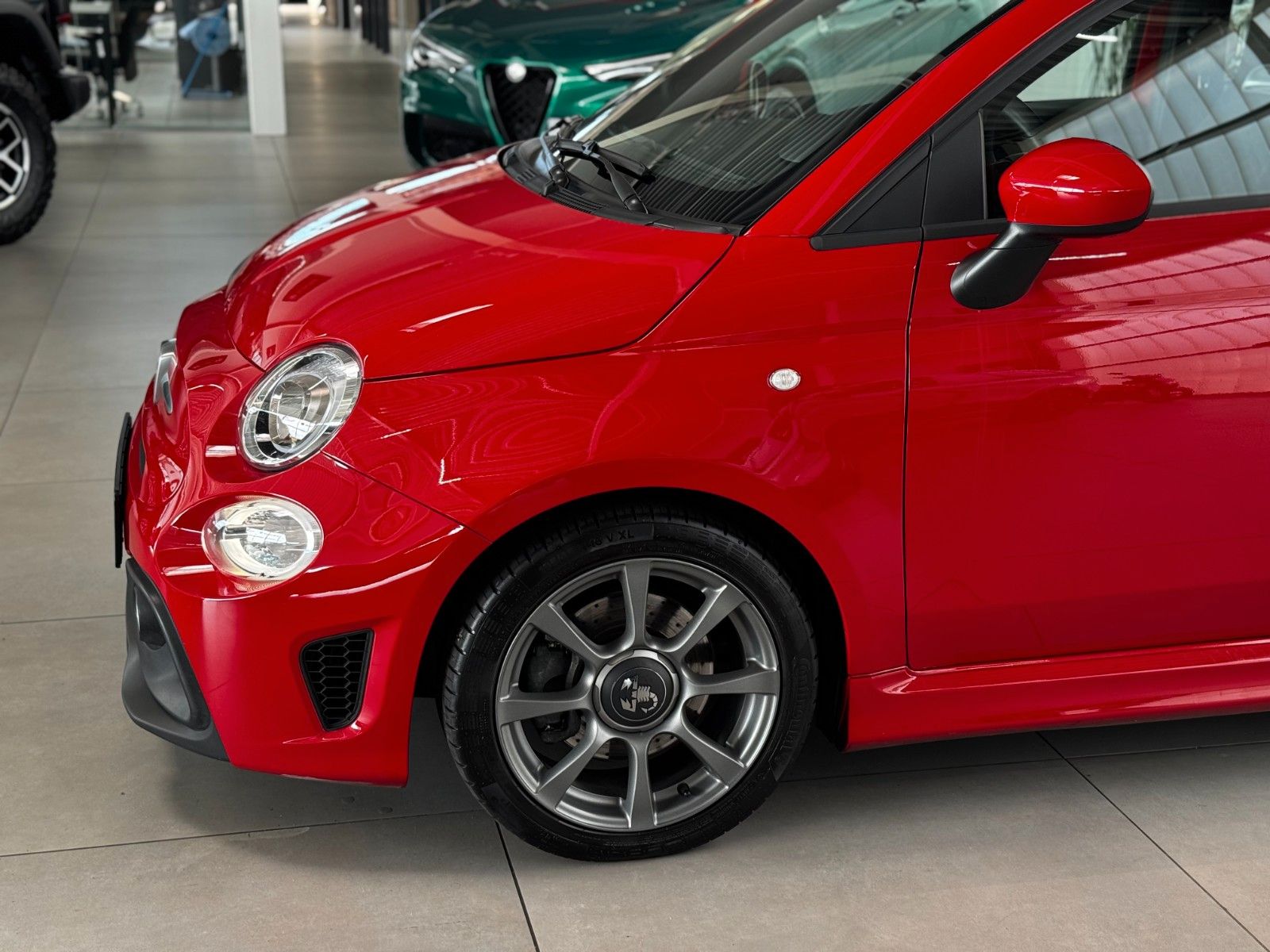 Fahrzeugabbildung Abarth 595 Cabrio Beats Bi-Xenon DAB+ Klima