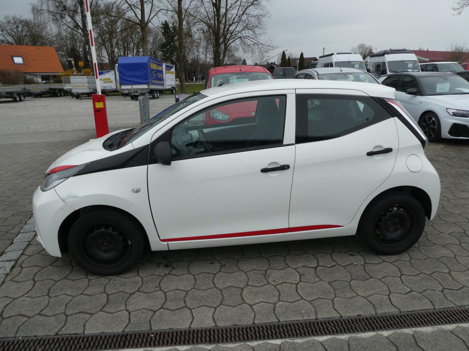 Toyota Aygo AYGO x TÜV 7/27