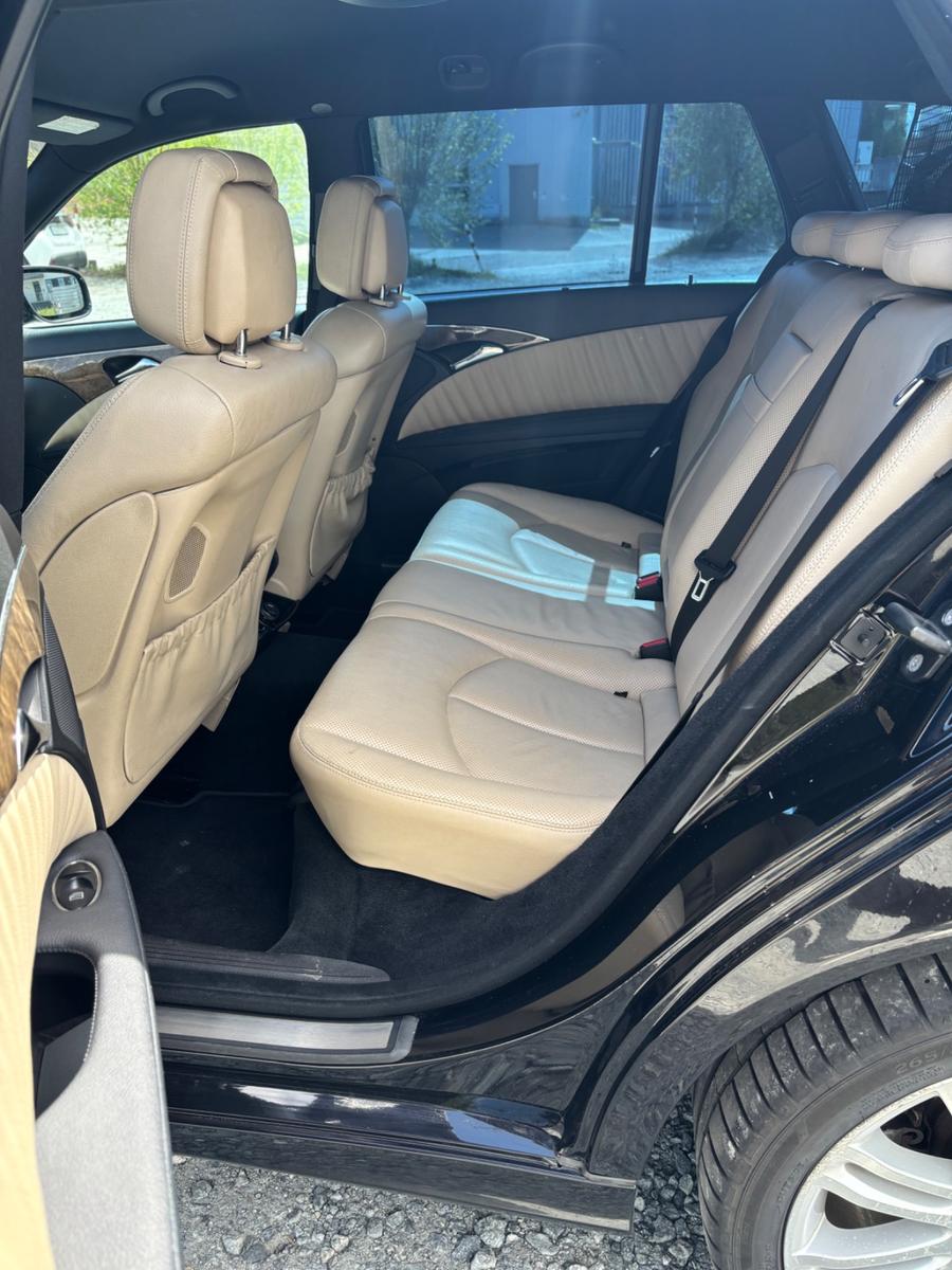 Mercedes-Benz E220 2009 — photo 10