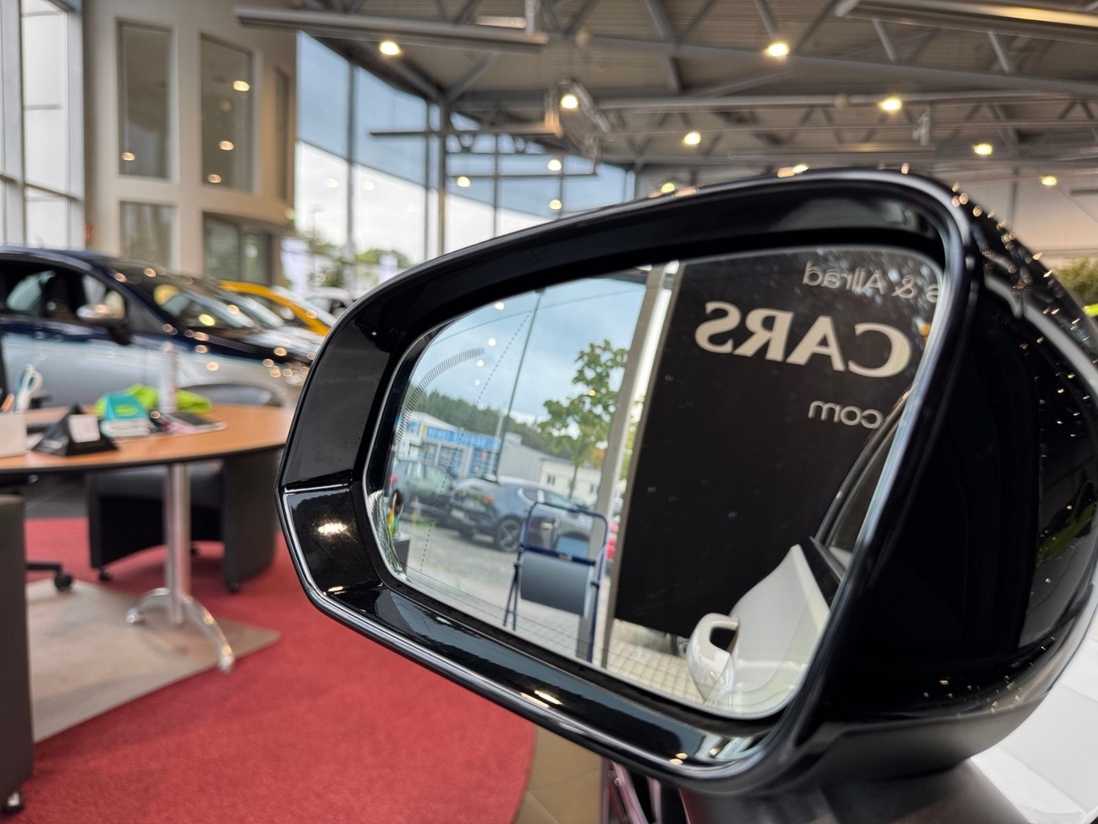 Fahrzeugabbildung Volvo S60 Lim. Plus Dark PANO 360° H/K LED