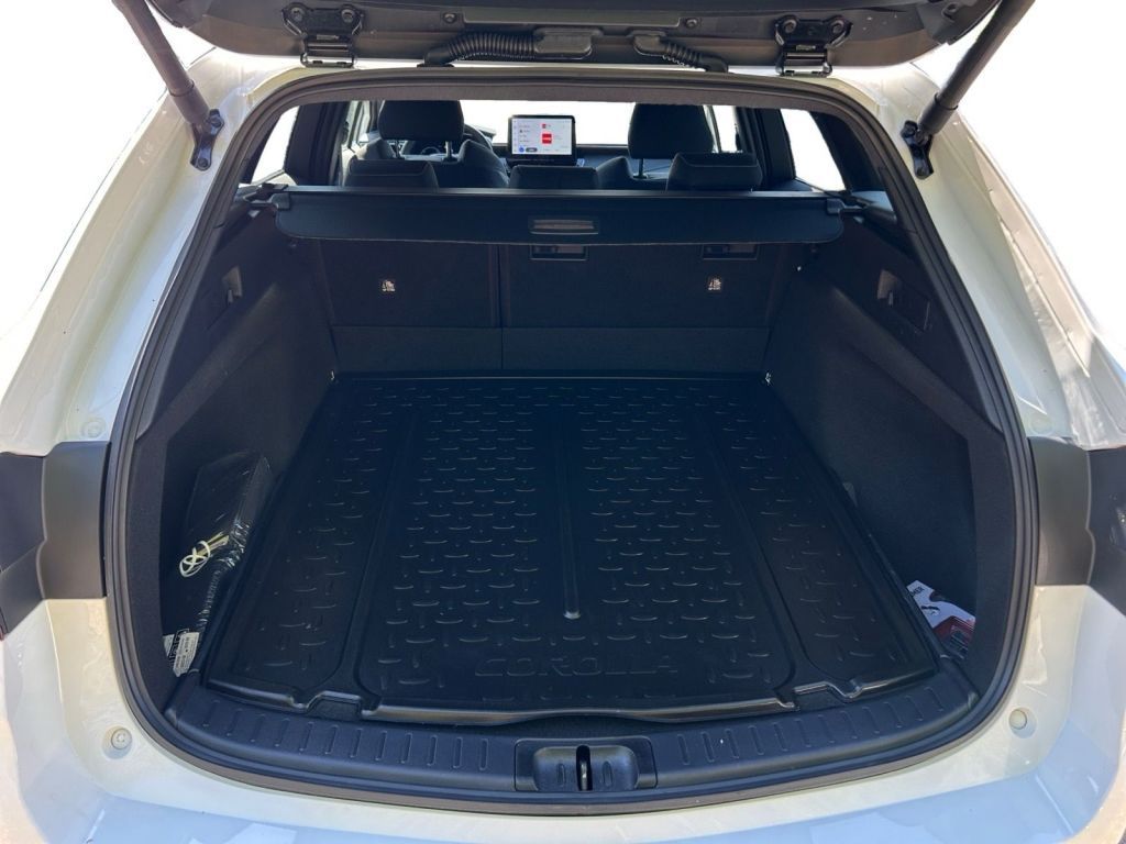 Fahrzeugabbildung Toyota Corolla 1.8 Hybrid Touring Sports Team Deutschla