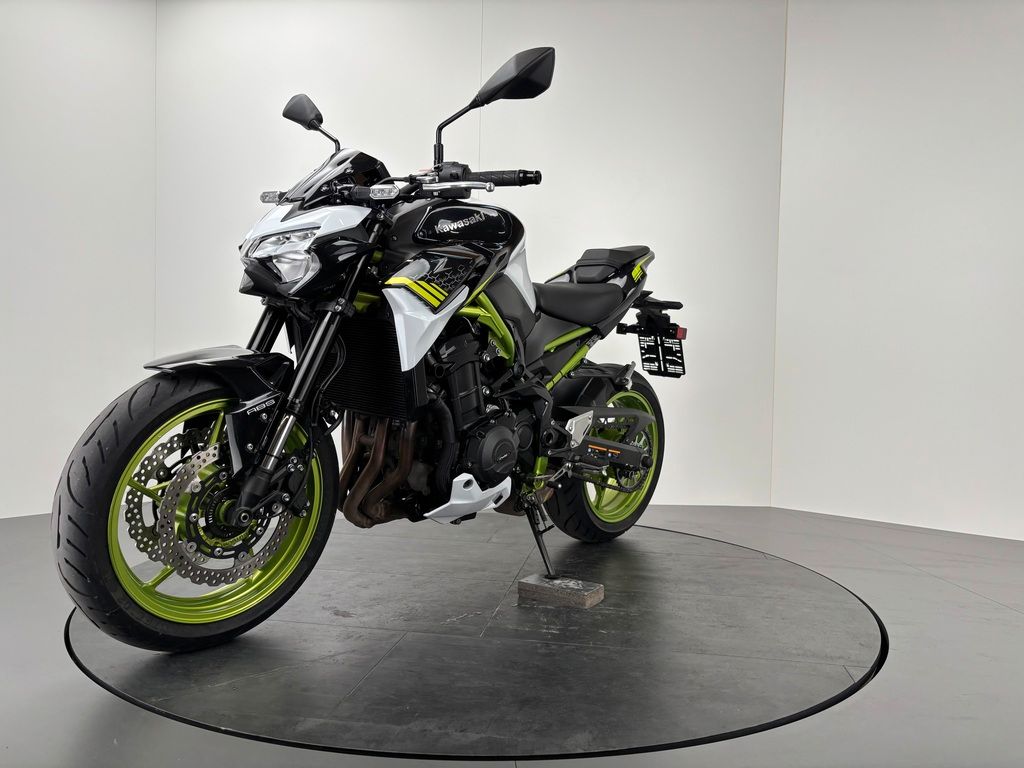 Fahrzeugabbildung Kawasaki Z900 *TOP-ZUSTAND *SERVICE NEU