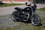 Triumph Bonnevílle - TRIUMPH NAKED BIKE