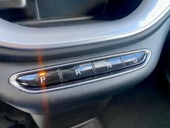 Fahrzeugabbildung Fiat 500e 3+1 Icon SHZ AAC PDC GRA CARPLAY DAB+