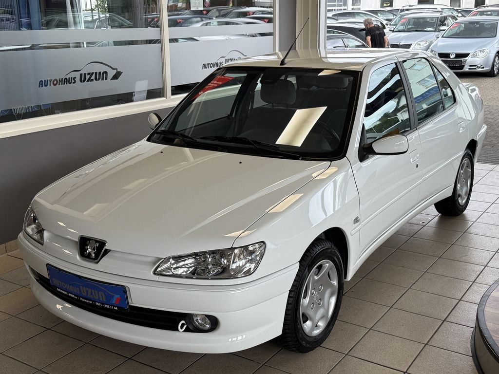 Peugeot 306