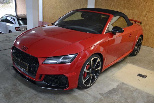 Audi TTRS RS Roadster quattro S tronic - Sportabgasan