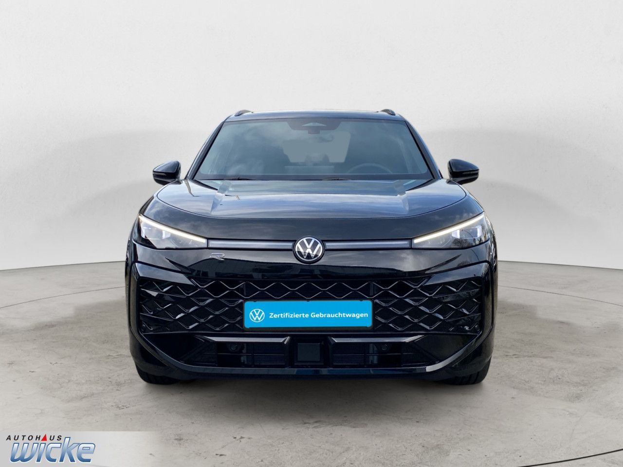 Volkswagen T-Roc 1.5 eTSI DSG R-Line NAVI KLIMA PDC PANO foto 3