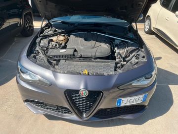 Alfa-Romeo Giulia - 6