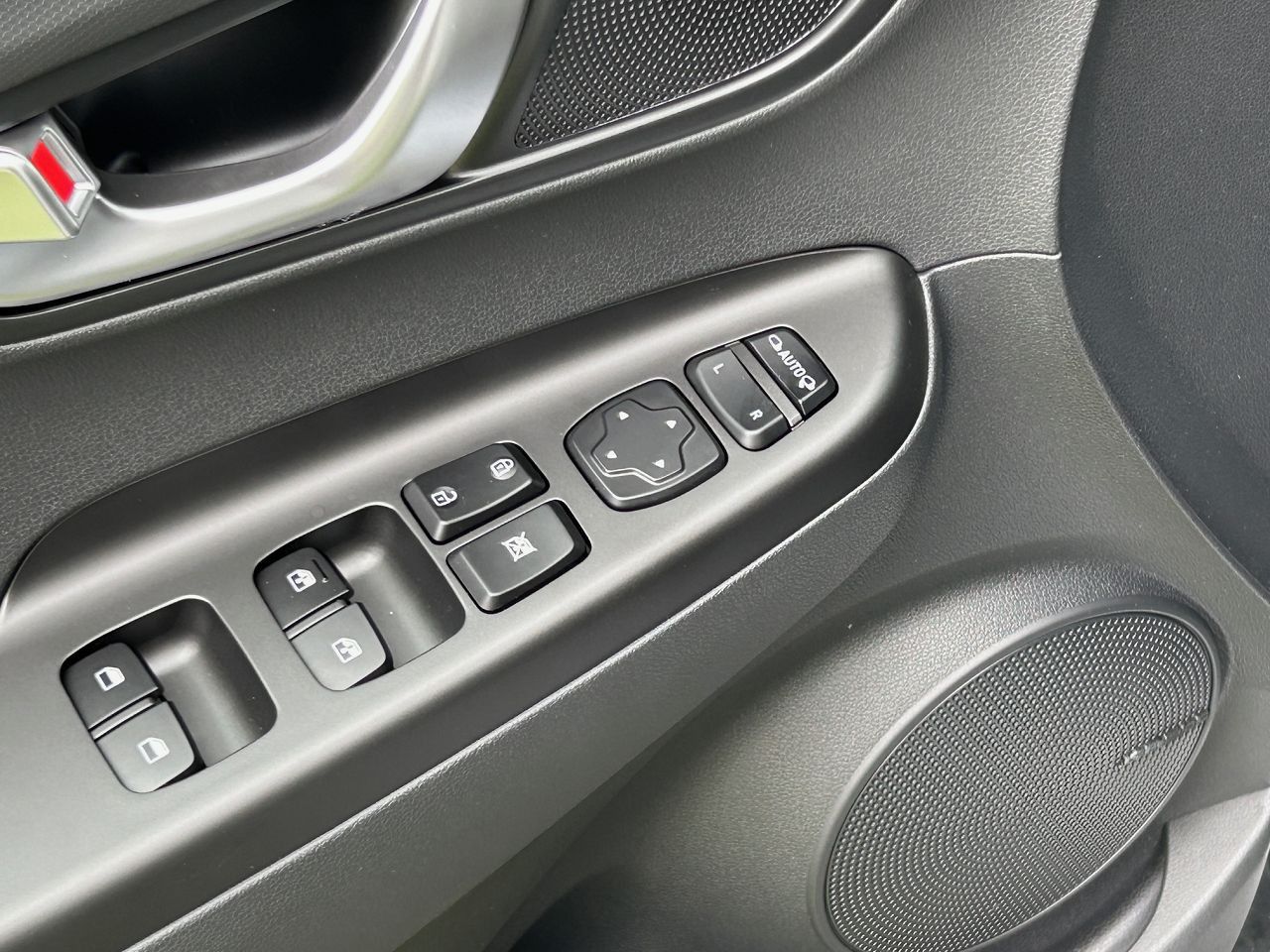 Fahrzeugabbildung Hyundai Kona EV Trend 150kW MY23*NAVI*RFK*MIETKAUF*MS