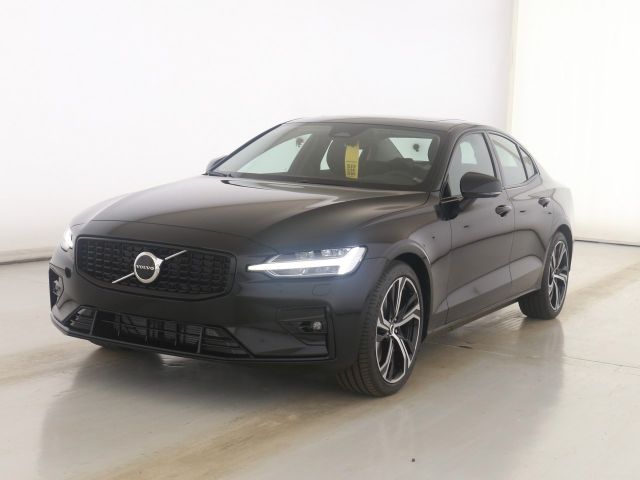 Volvo S60 B5 Ultimate Dark AWD*LEDER*STHZ