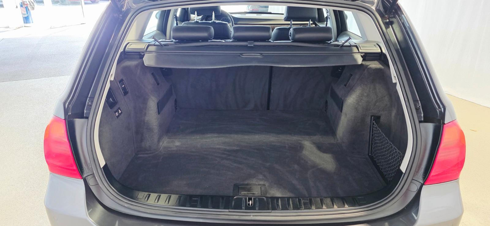 BMW 320 2006 — photo 13