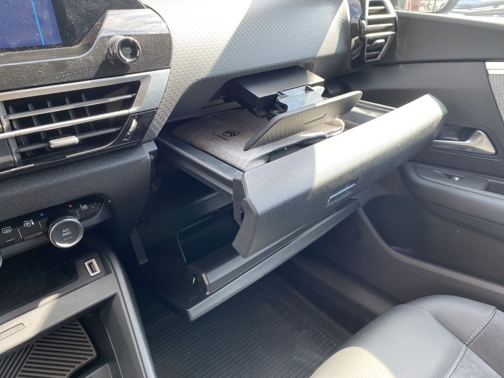 Fahrzeugabbildung Citroën C4 PT 130 S&S *Automatik* MAX *beh. Lenkr*AZV*