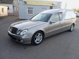 Mercedes-Benz E 270 Kuhlmann  Bestattungswagen / Leichenwagen - Mercedes-Benz E 270 mit Diesel-Antrieb