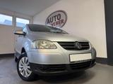 Volkswagen FOX 1.2 BASIS*5 GANG*SERVO*RADIO CD*8 FACH BER.* - Volkswagen Fox in Stuttgart