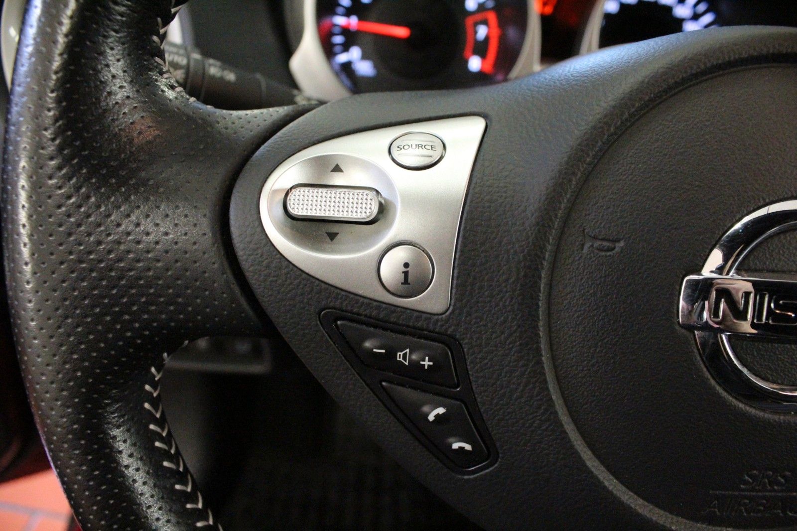 Fahrzeugabbildung Nissan Juke    1.2 DIG-T  N-Connecta 4x2  AHK