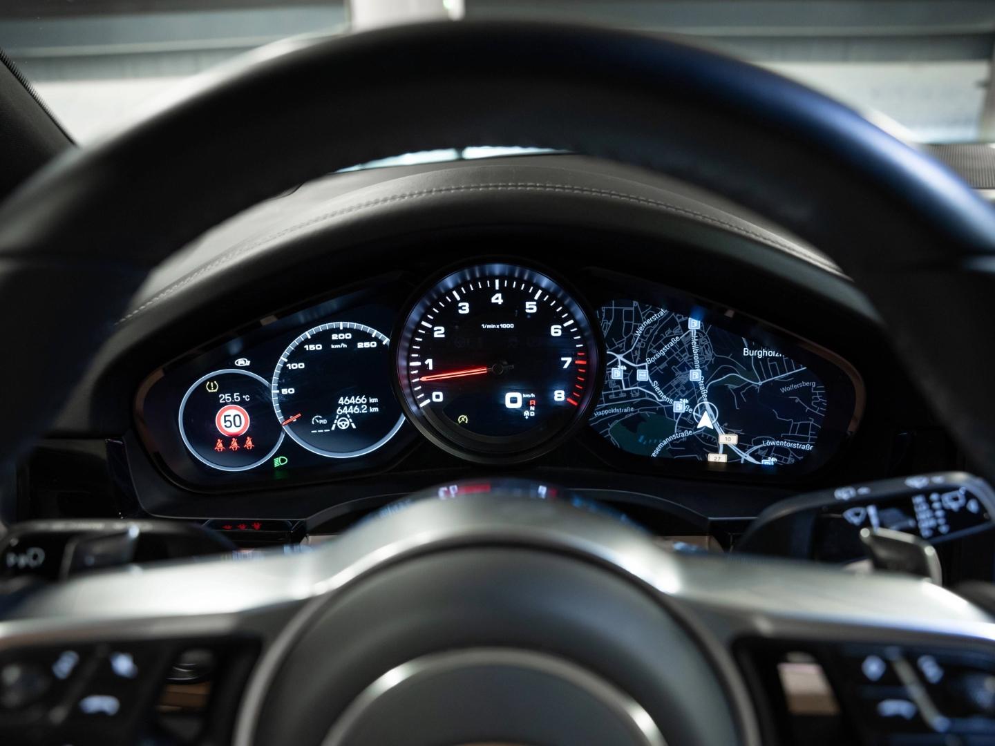 Porsche Cayenne Platinum Edition InnoDrive Surround View, миниатюра 26