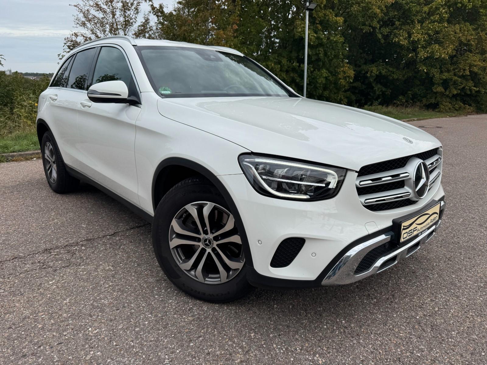 Mercedes-Benz GLC 220 d 4Matic,LED,AHK,RKAM,SPUR,AMBI