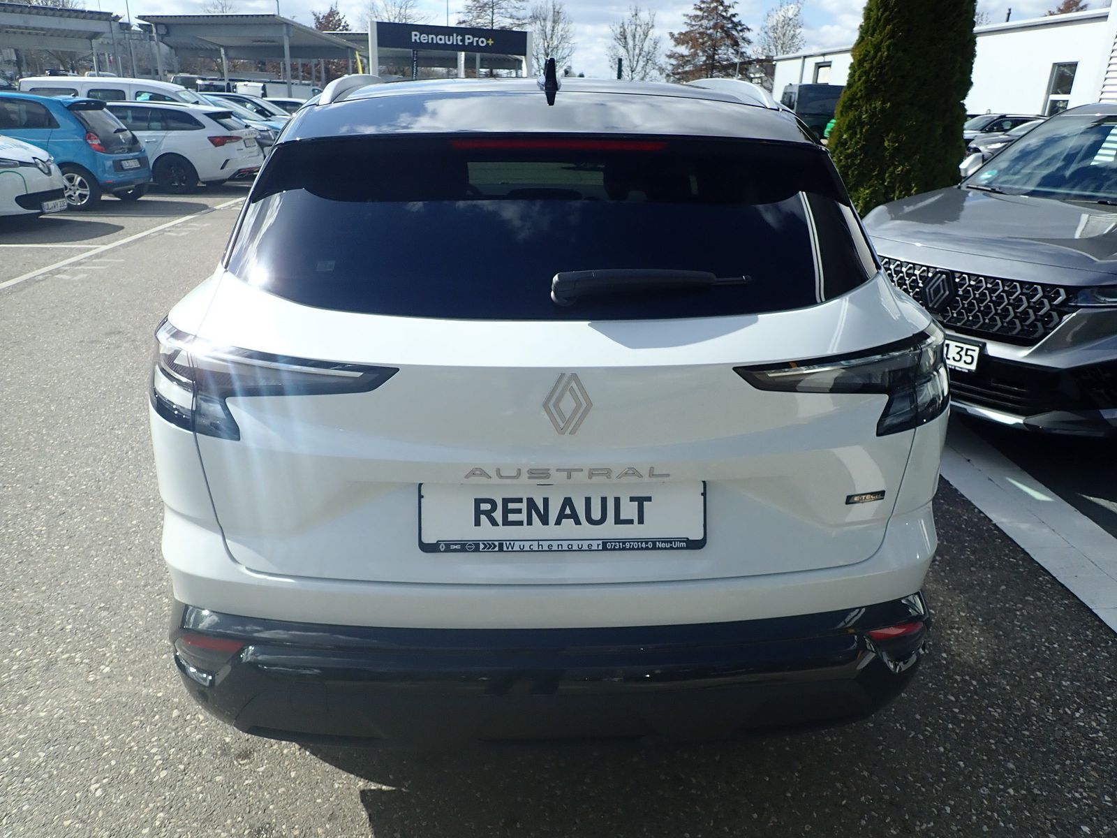 Fahrzeugabbildung Renault Austral Techno Full Hybrid E-Tech 200