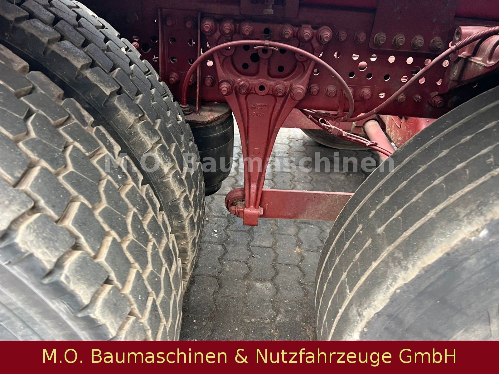 Fahrzeugabbildung Mercedes-Benz Antos 2543/AC/ 6x2/Euro 6/