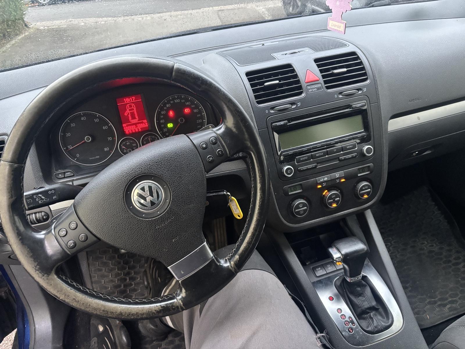 Volkswagen Golf 2009 — photo 9