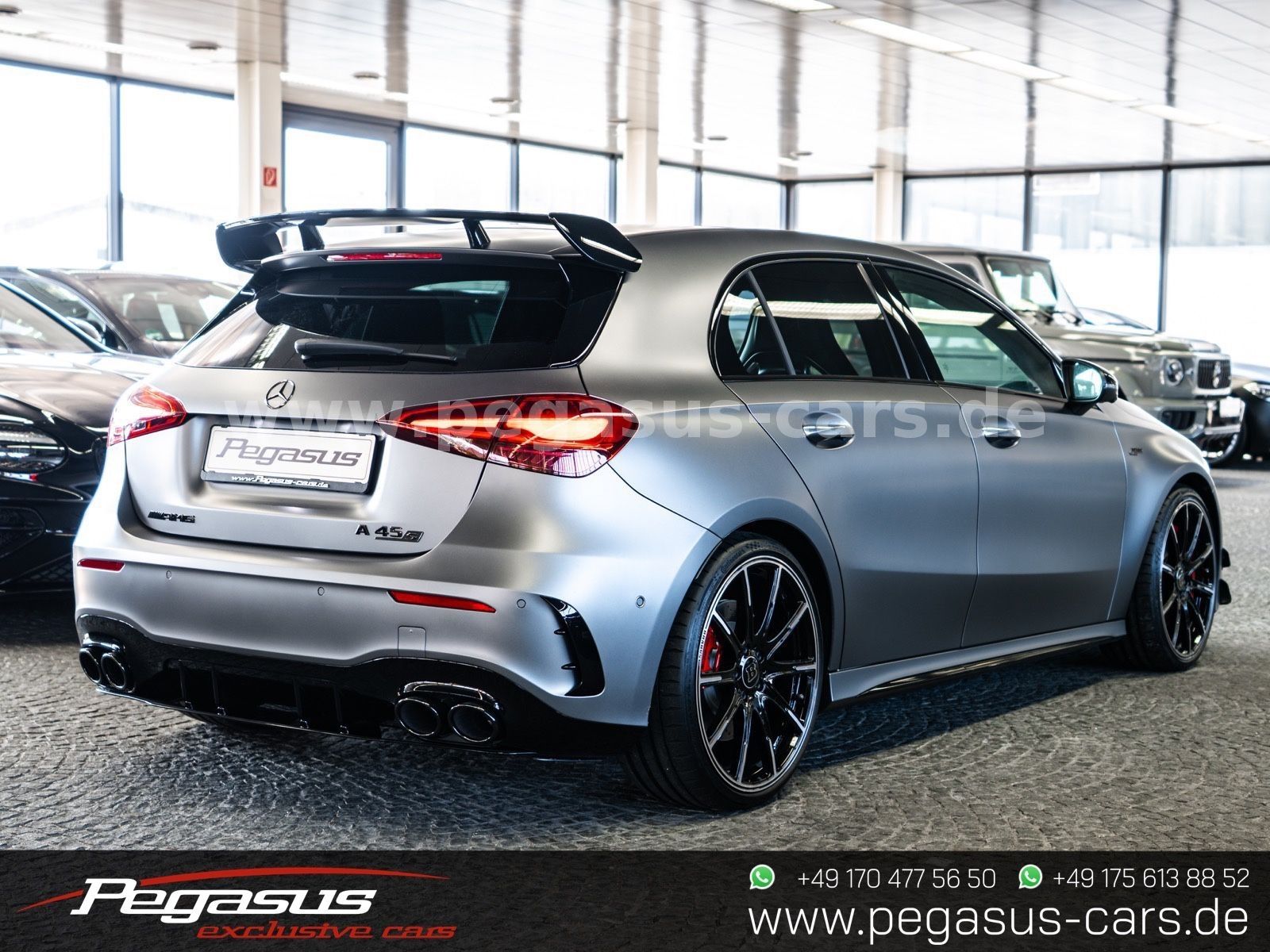 MERCEDES-BENZ A 45 AMG - 10