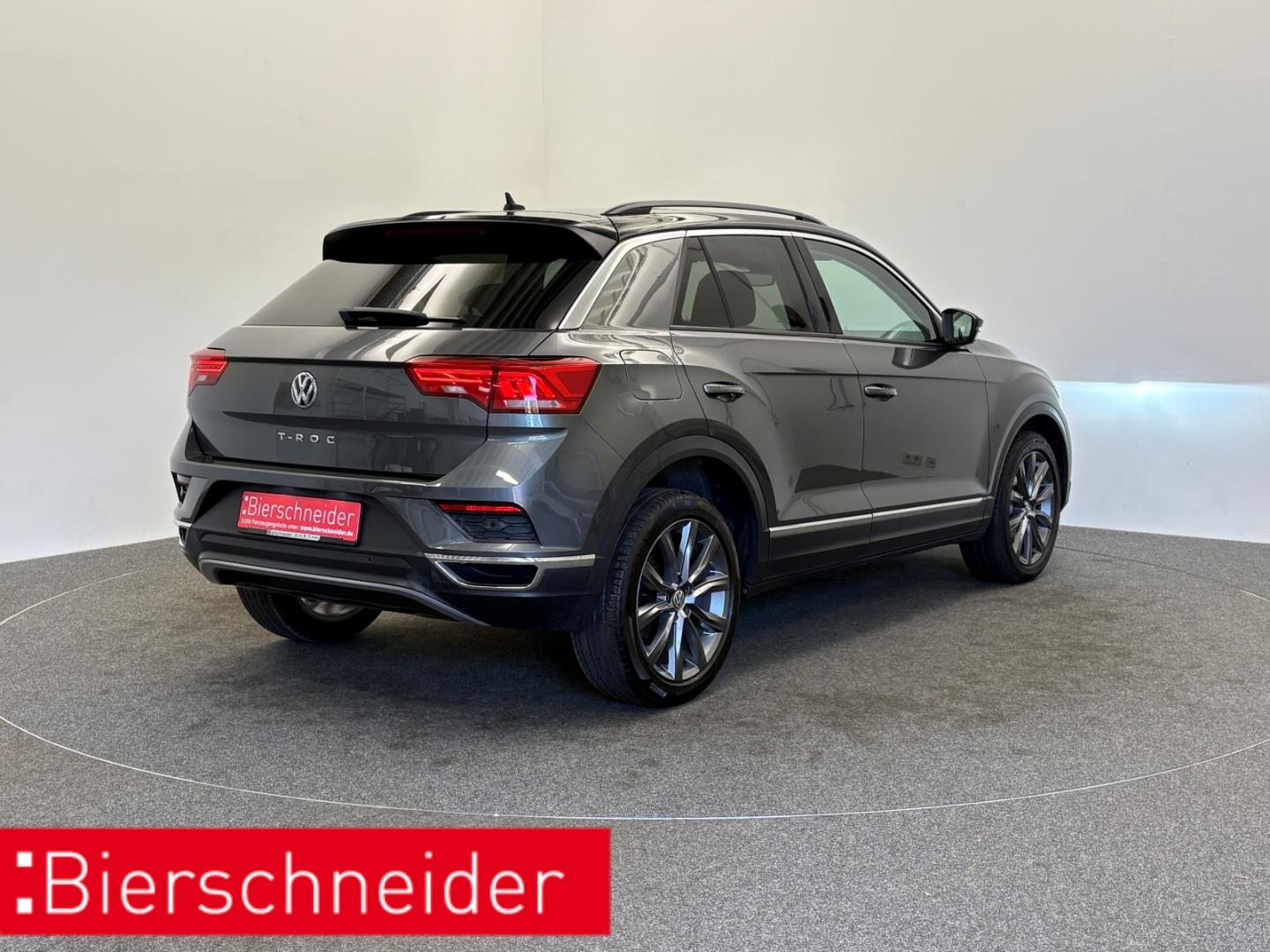 Volkswagen T-Roc 1.0 TSI Style LED PANO NAVI PDC 18 ACC DAB