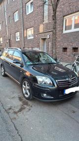 Toyota Avensis - Toyota Avensis in Duisburg