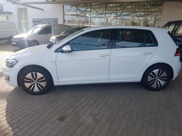 Fahrzeugabbildung Volkswagen Golf e-Golf