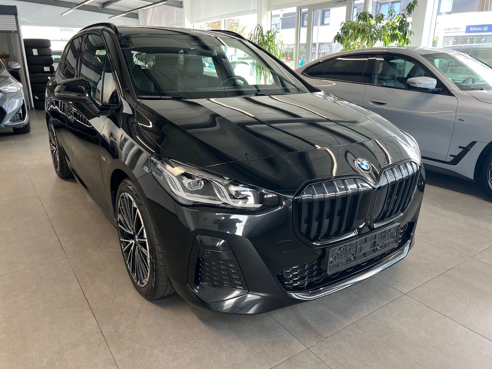 BMW 218 Active Tourer M-Sport / Pano / H&K / Massage imagem 3