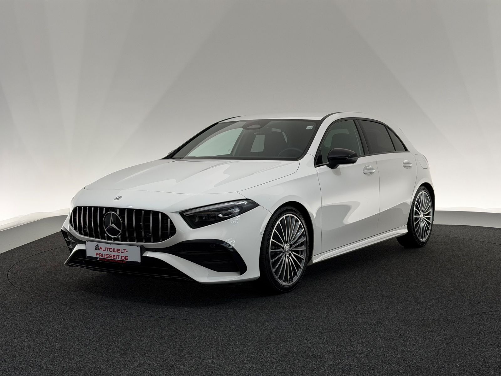Mercedes-Benz A 250 4Matic*AMG LINE*NIGHT-MULTIBEAM-R.KAM-MBUX imagem 3