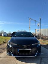 Toyota Corolla 2,0 Hybrid GR Sport GR Sport - Toyota Corolla mit Benzin-Antrieb: Limousine, Automatik