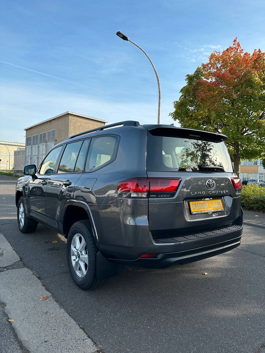 Toyota LC300+ELEGANCE+TwinTURBO+NEU+DEreg imagem 3