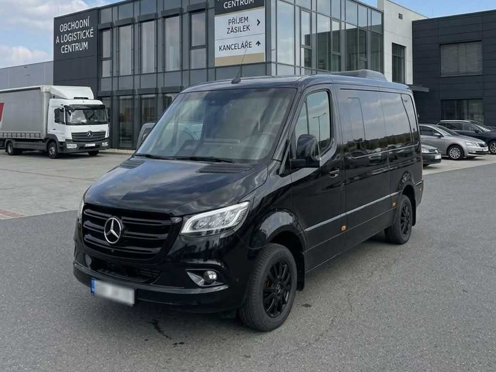 Image of Mercedes-Benz Sprinter