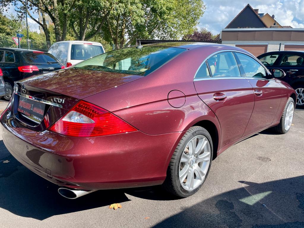 Mercedes-Benz CLS 320
