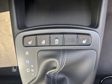 Hyundai i10 1.0 AUTOMATIK TREND + NAVIGATION