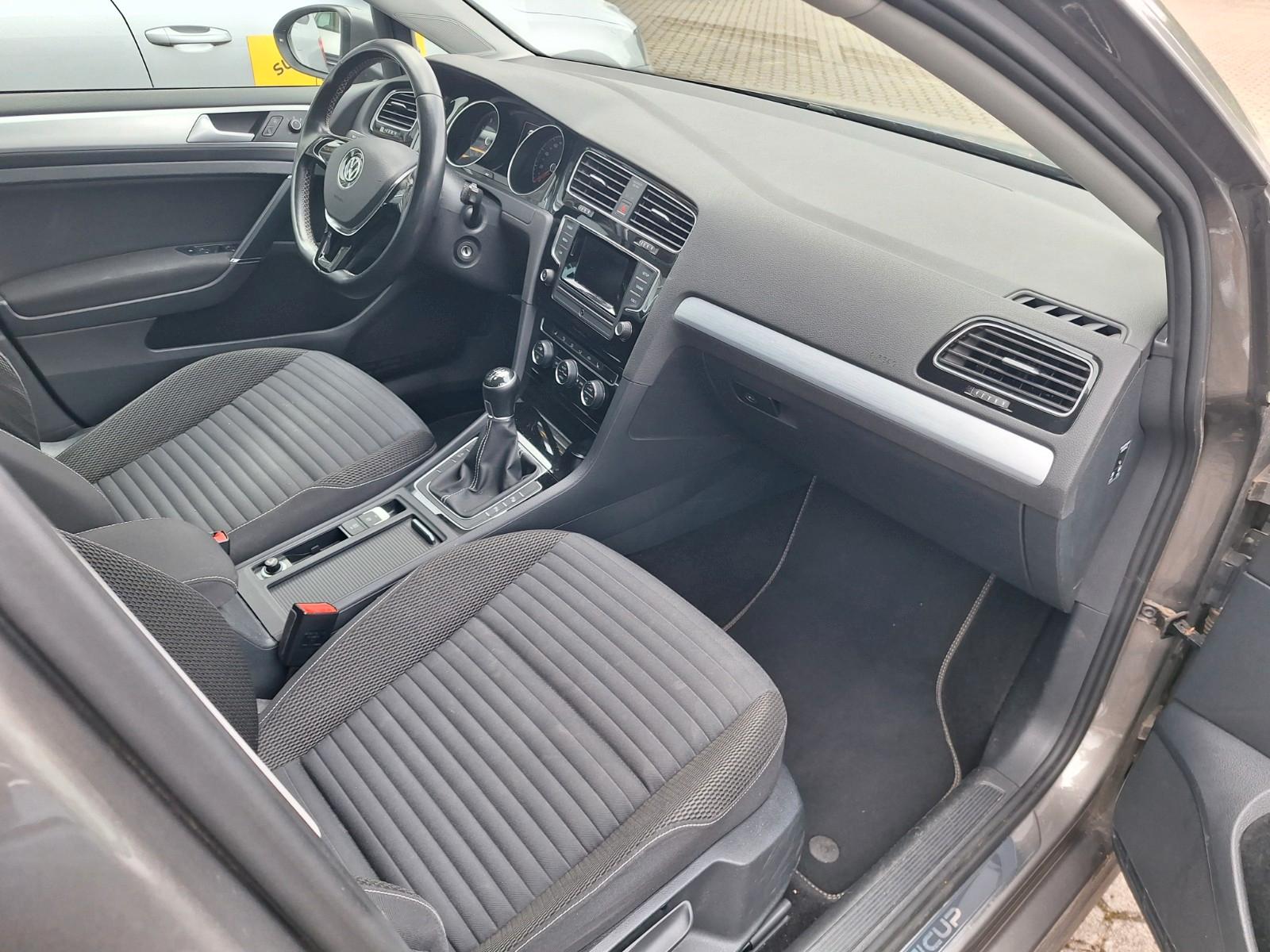 Volkswagen Golf VII Variant Comfortline BMT