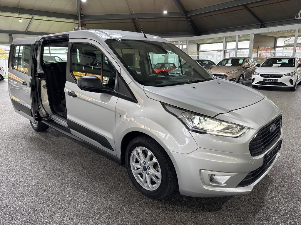 Ford Grand Tourneo