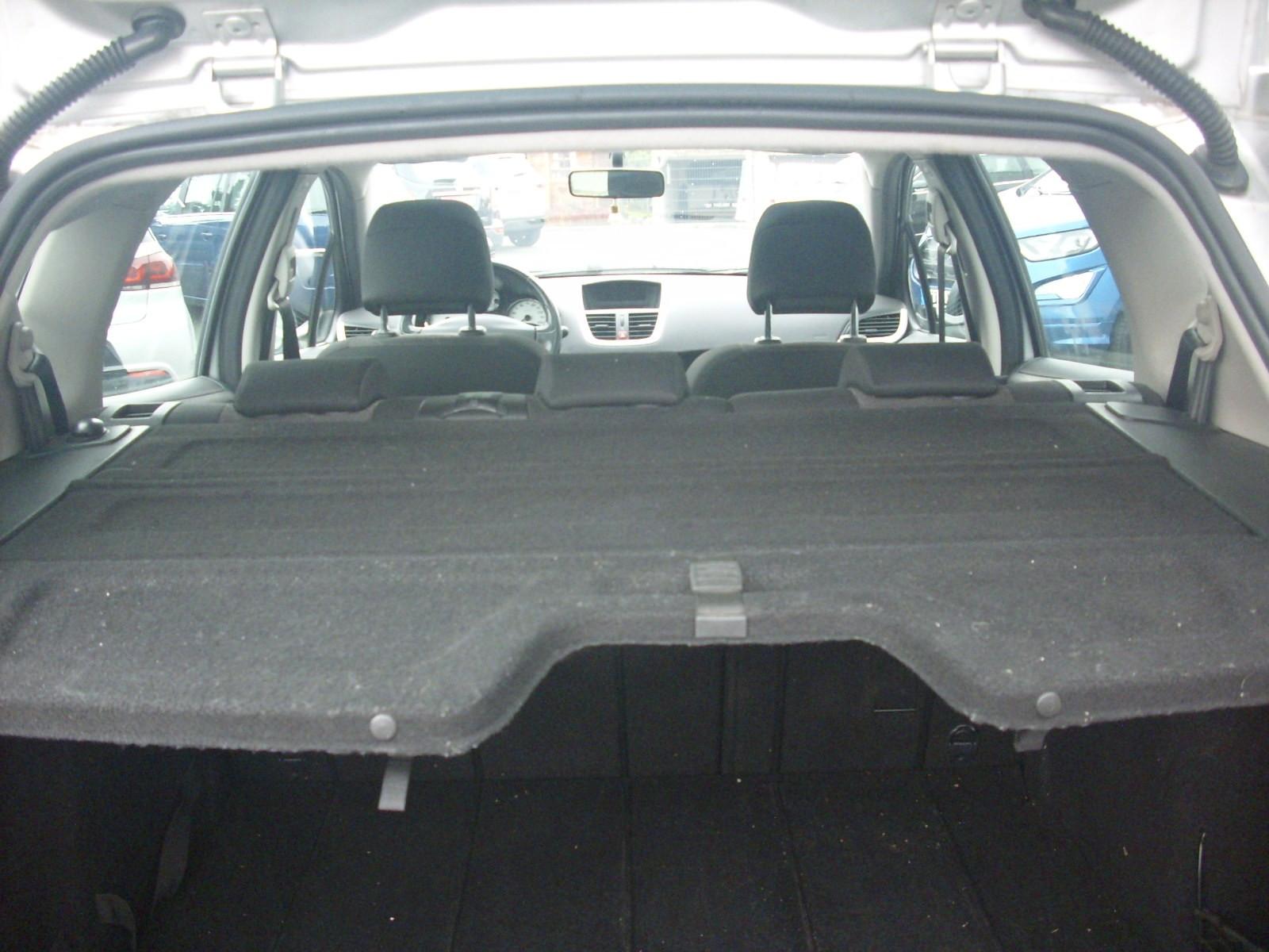 Peugeot 207 2007 — photo 25