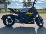 Ducati Diavel 1260s Black and Steel - sehr gepflegt - DUCATI DIAVEL 1260 S