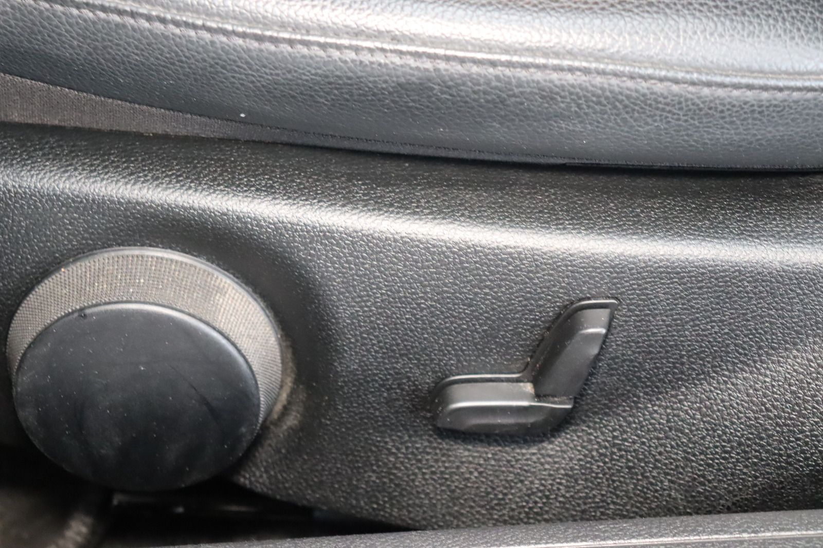 Fahrzeugabbildung Mercedes-Benz C 180 KOMPRESSOR HU/AU 02.27