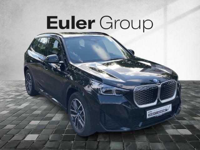 BMW iX1 eDrive20 M-Sport AHK HUD 18'' DA PA HiFi A foto 5