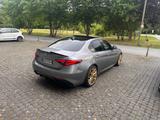 Alfa Romeo Giulia 2.0 Turbo 320ps - Alfa Romeo: 2.0