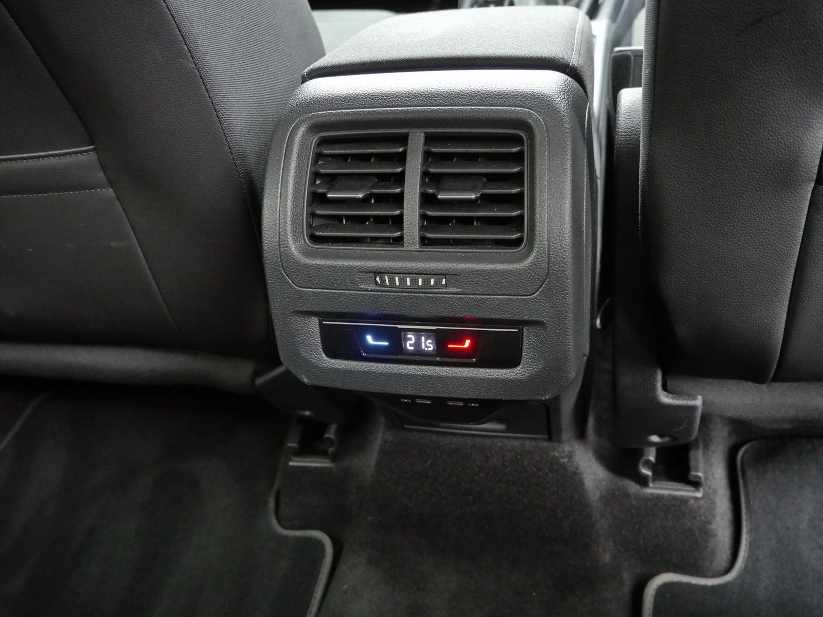 Volkswagen Touran - Bild 20