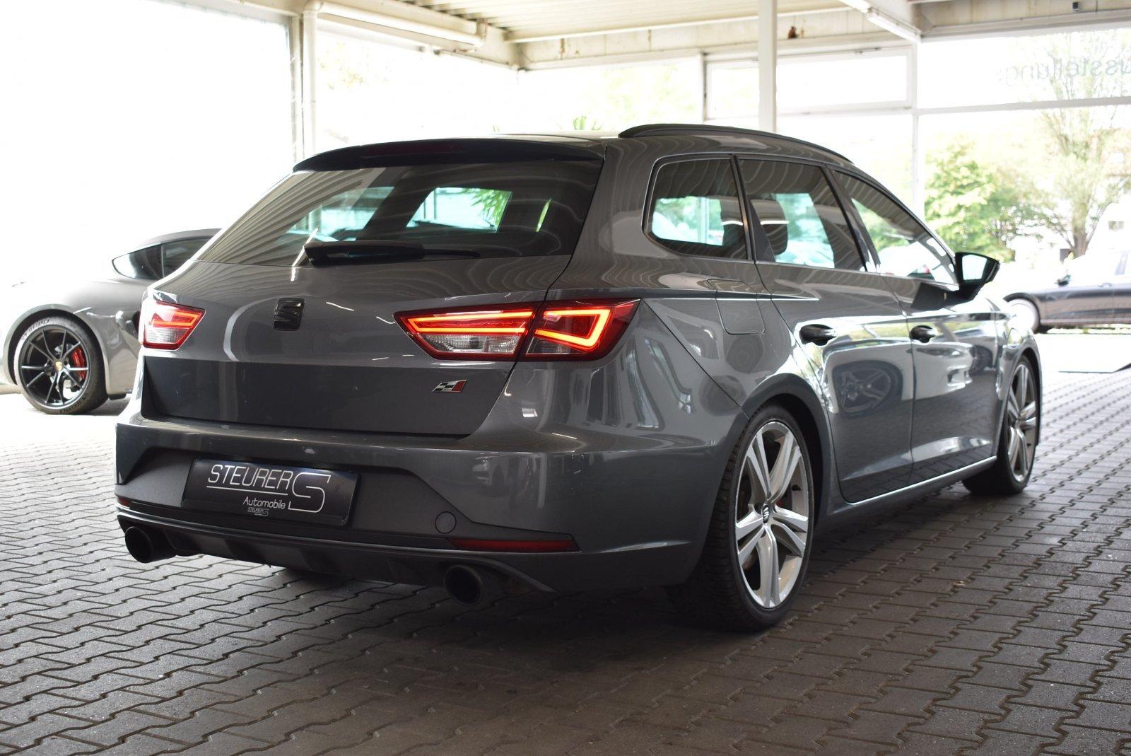 Seat Leon ST Cupra 265 ch DSG • Baquets Alcantara • Toit pano • Caméras AV/AR • DCC • CarPlay