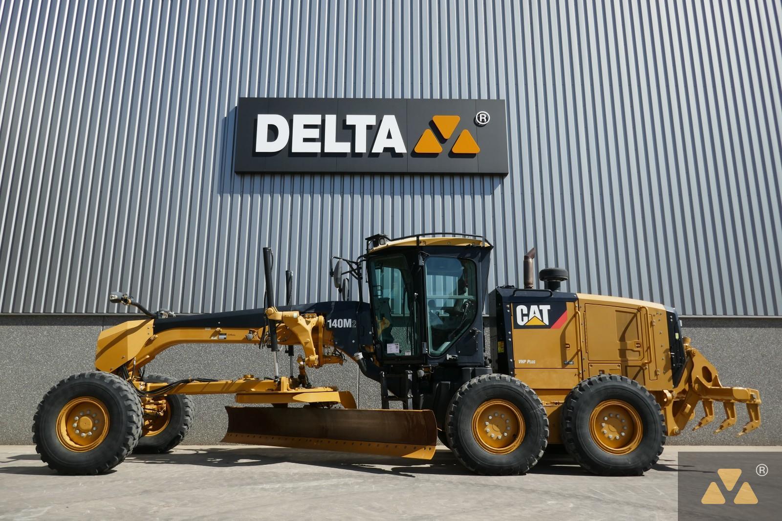 CAT 140M2